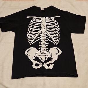 Size M - Yazbek Skeleton Torso Glow In The Dark Graphic T-Shirt Black